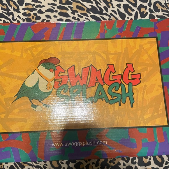 Swagg splash black and multi painted size 9 … new in box make and offer - Picture 8 of 8